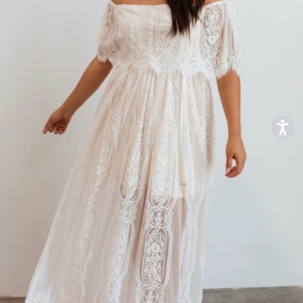 Off shoulder white lace maxi dress